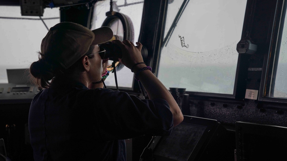 240618 – USS Harpers Ferry Makes Port in Okinawa, Japan