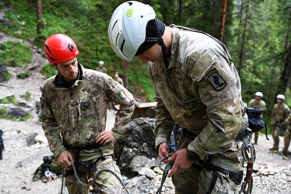 Basic Climbing Course