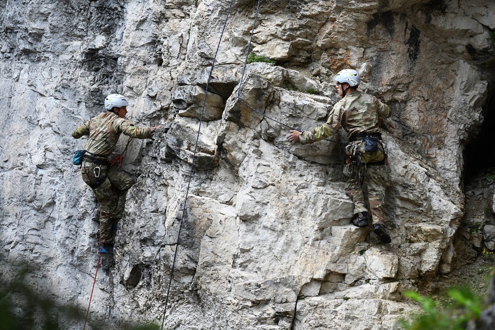 Basic Climbing Course