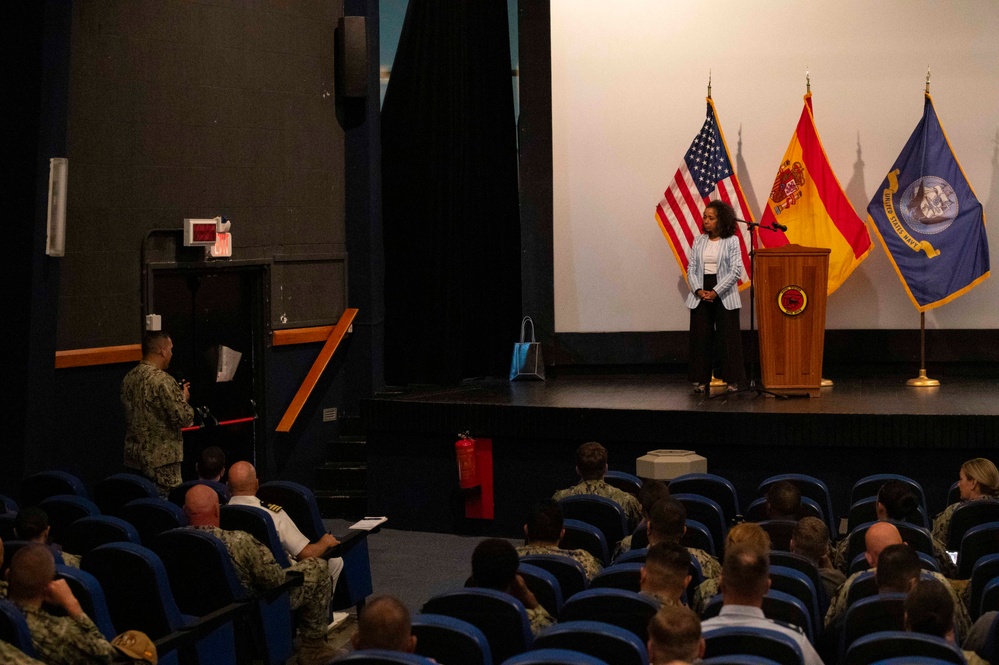 U.S. Ambassador to Spain and Andorra Visits NAVSTA Rota