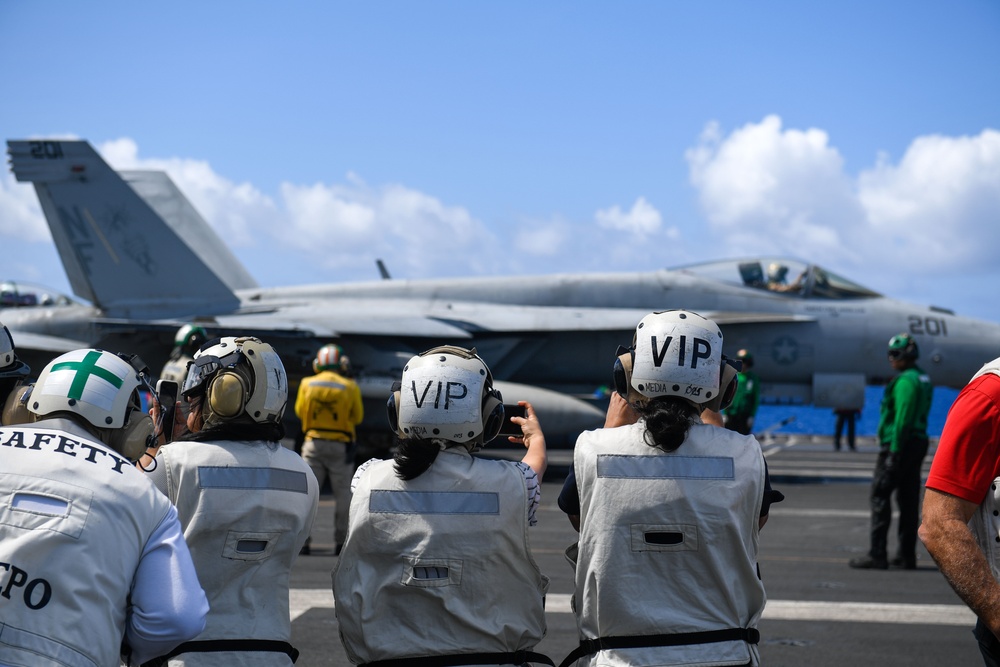USS Ronald Reagan (CVN 76) hosts tour for Command, Joint Region Marianas executive officer and Guam representatives