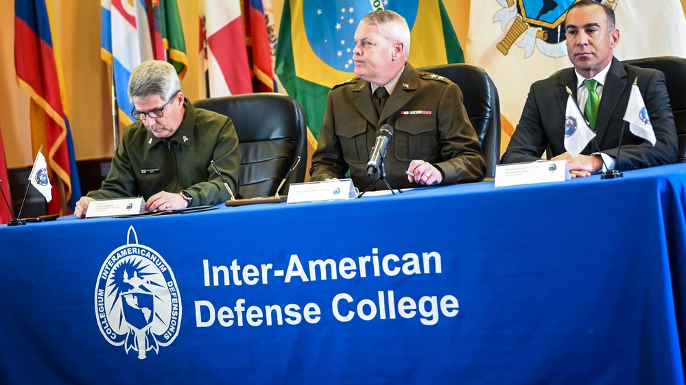 Inter-American Defense College, School of Public Management of Rio de Janeiro Forge Partnership for Hemisphere Security Education