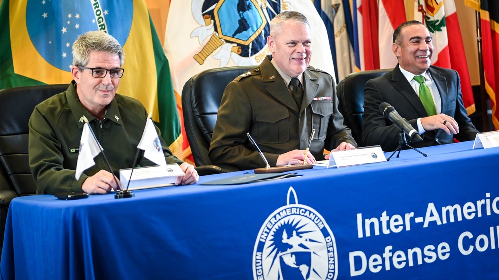 Inter-American Defense College, School of Public Management of Rio de Janeiro Forge Partnership for Hemisphere Security Education