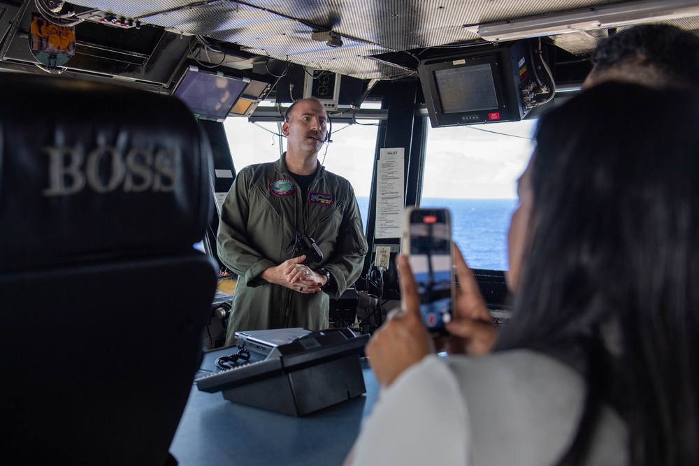 USS Ronald Reagan (CVN 76) hosts tour for Command, Joint Region Marianas executive officers and Guam representatives