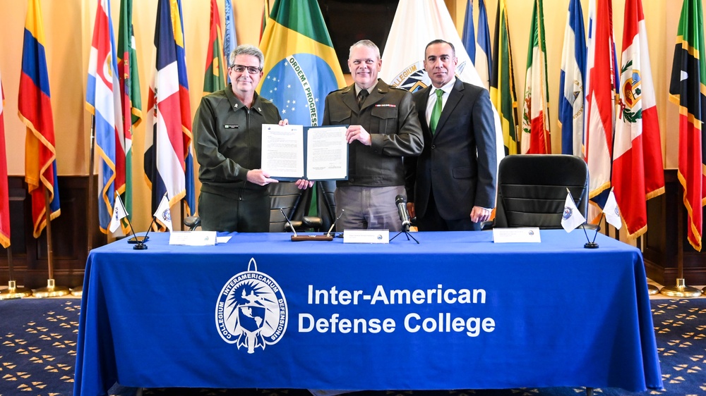 Inter-American Defense College, School of Public Management of Rio de Janeiro Forge Partnership for Hemisphere Security Education