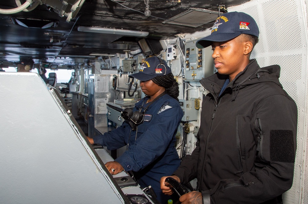 USS Ronald Reagan (CVN 76) Sailors stand watch  in the pilot house