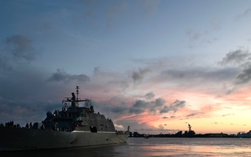 USS ST. LOUIS Departs for her Maiden Deployment