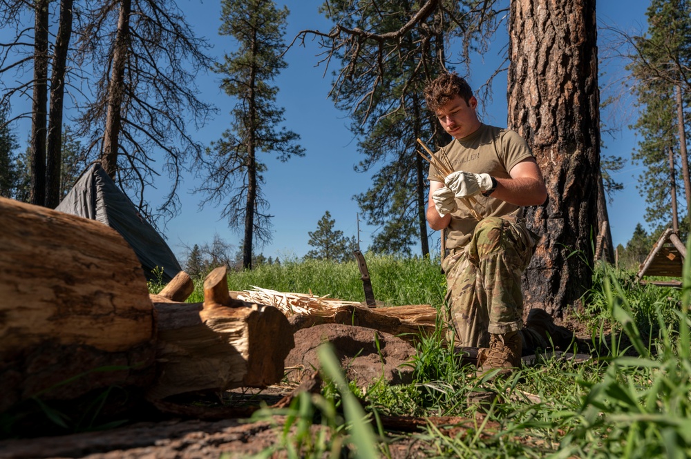 Pre-Team 25-05 conduct fire craft