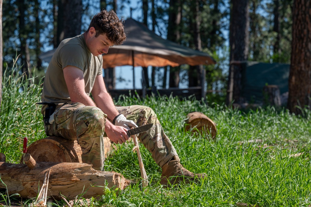 Pre-Team 25-05 conduct fire craft