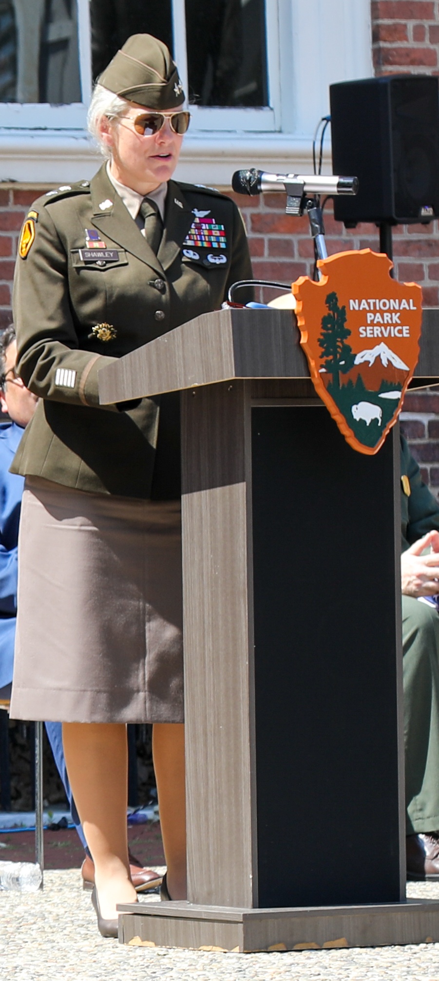 Army Reserve leader celebrates Flag Day, Army Birthday in Philadelphia