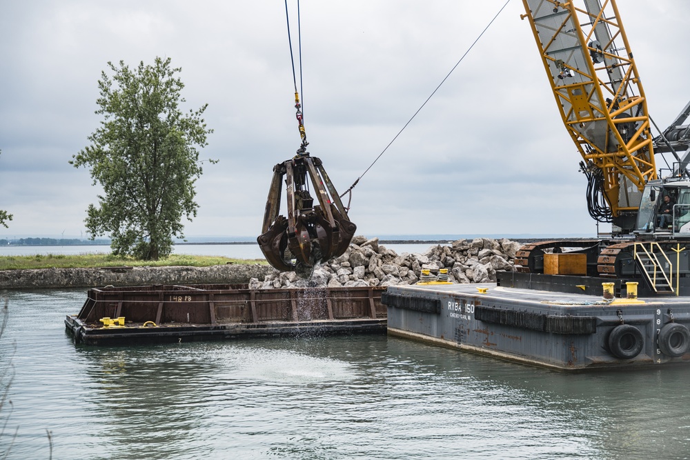 Construction Begins at Buffalo Outer Harbor