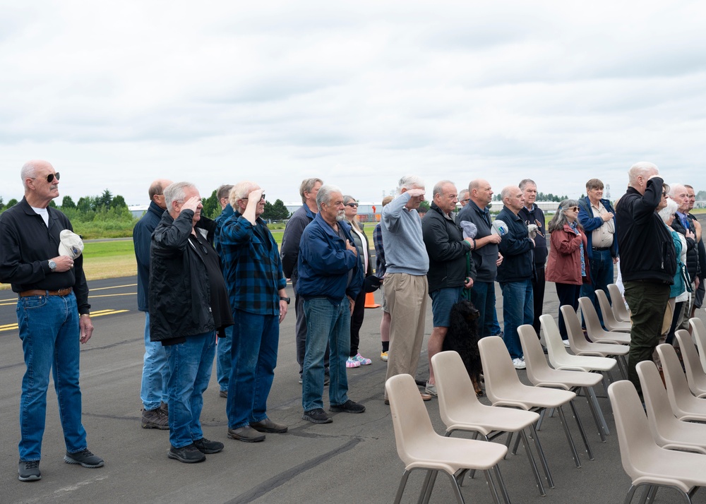 A tribute to service: Auburn Municipal Airport unveils Col. Joe Jackson mural, bench