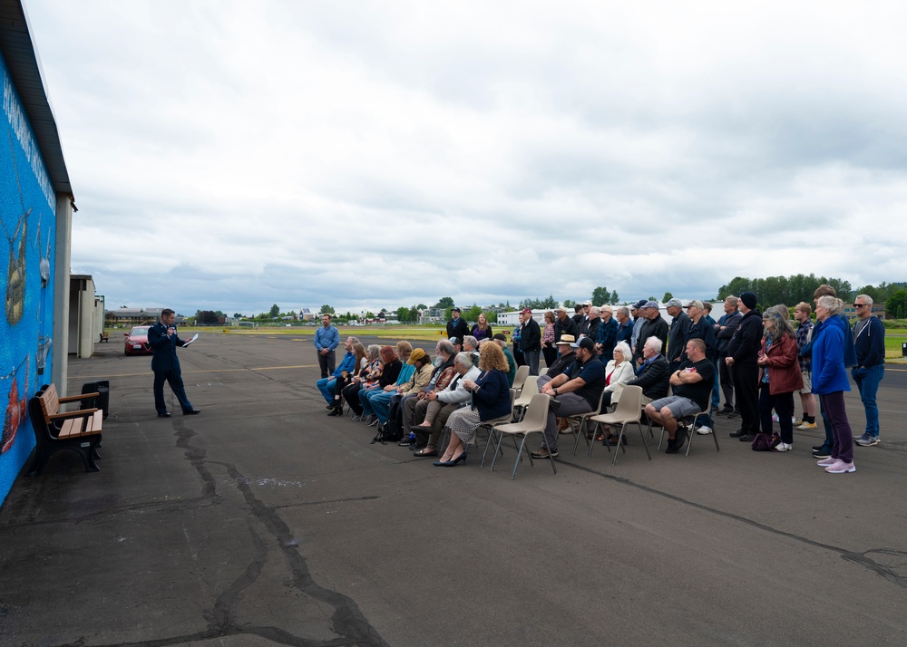 A tribute to service: Auburn Municipal Airport unveils Col. Joe Jackson mural, bench