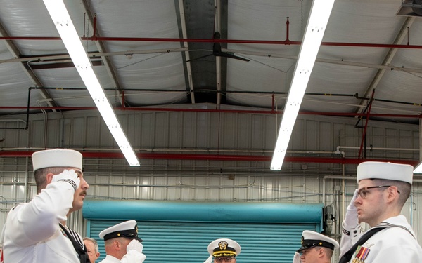Unmanned Undersea Vehicle Group One Welcomes New Commander