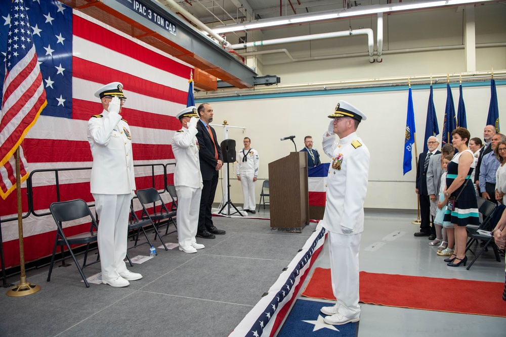 Unmanned Undersea Vehicle Group One Welcomes New Commander