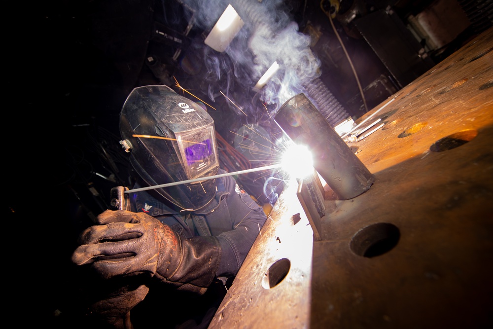 George Washington’s Repair Division Conduct Daily Operations