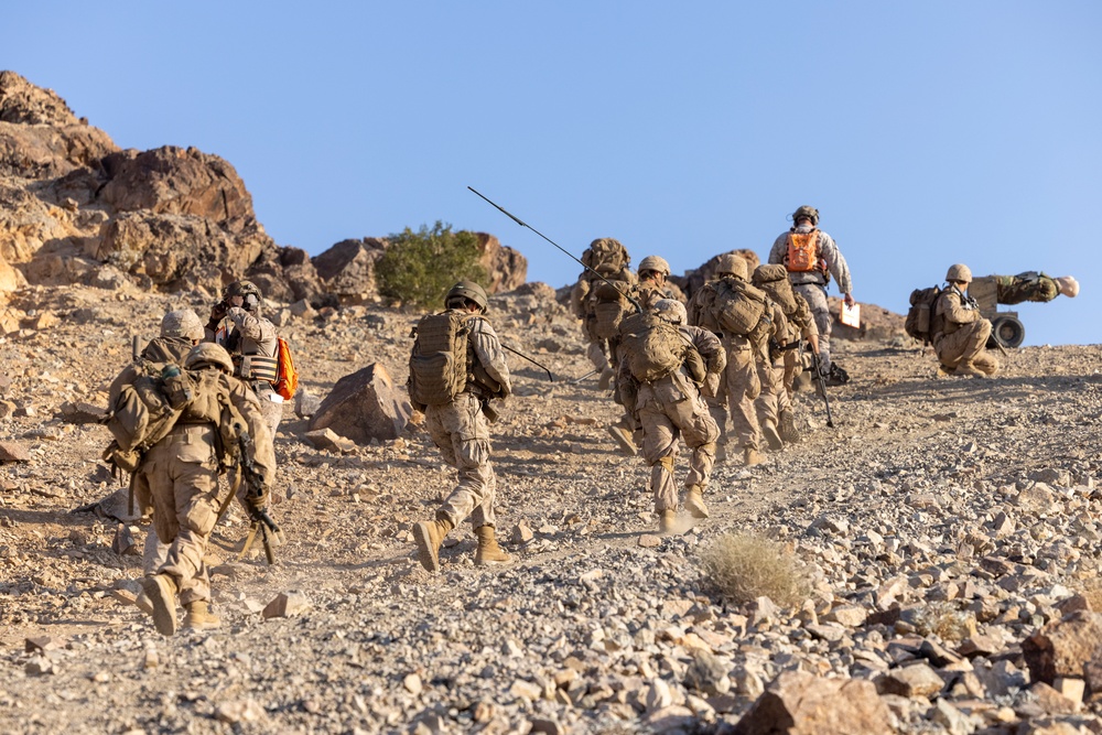 U.S. Marines with 2nd Battalion, 24th Marine Regiment, execute range 400