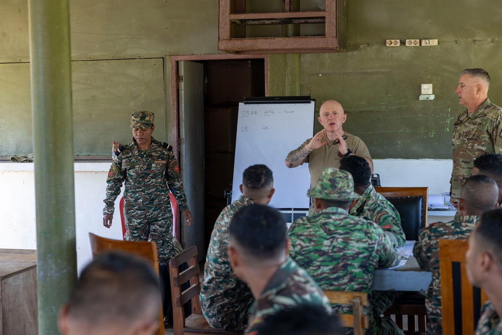 Subject matter expert exercise focuses on land navigation
