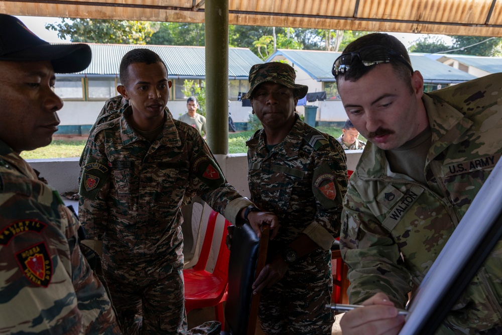 Subject matter expert exercise focuses on land navigation