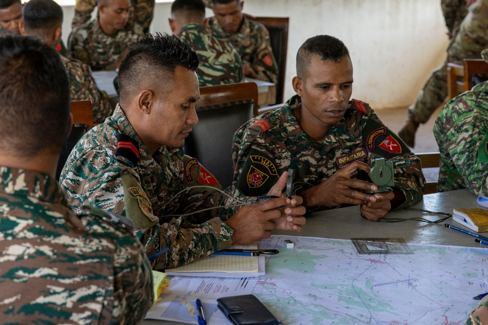 Subject matter expert exercise focuses on land navigation