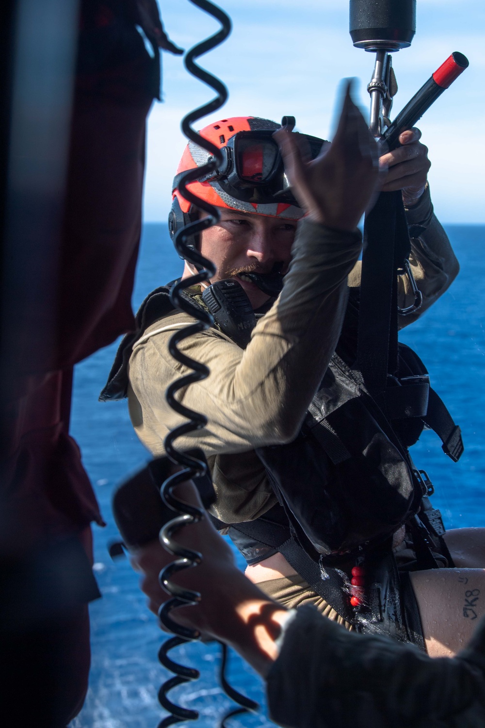 HSC-8 Conducts SAR Training with CSG-9, Theodore Roosevelt