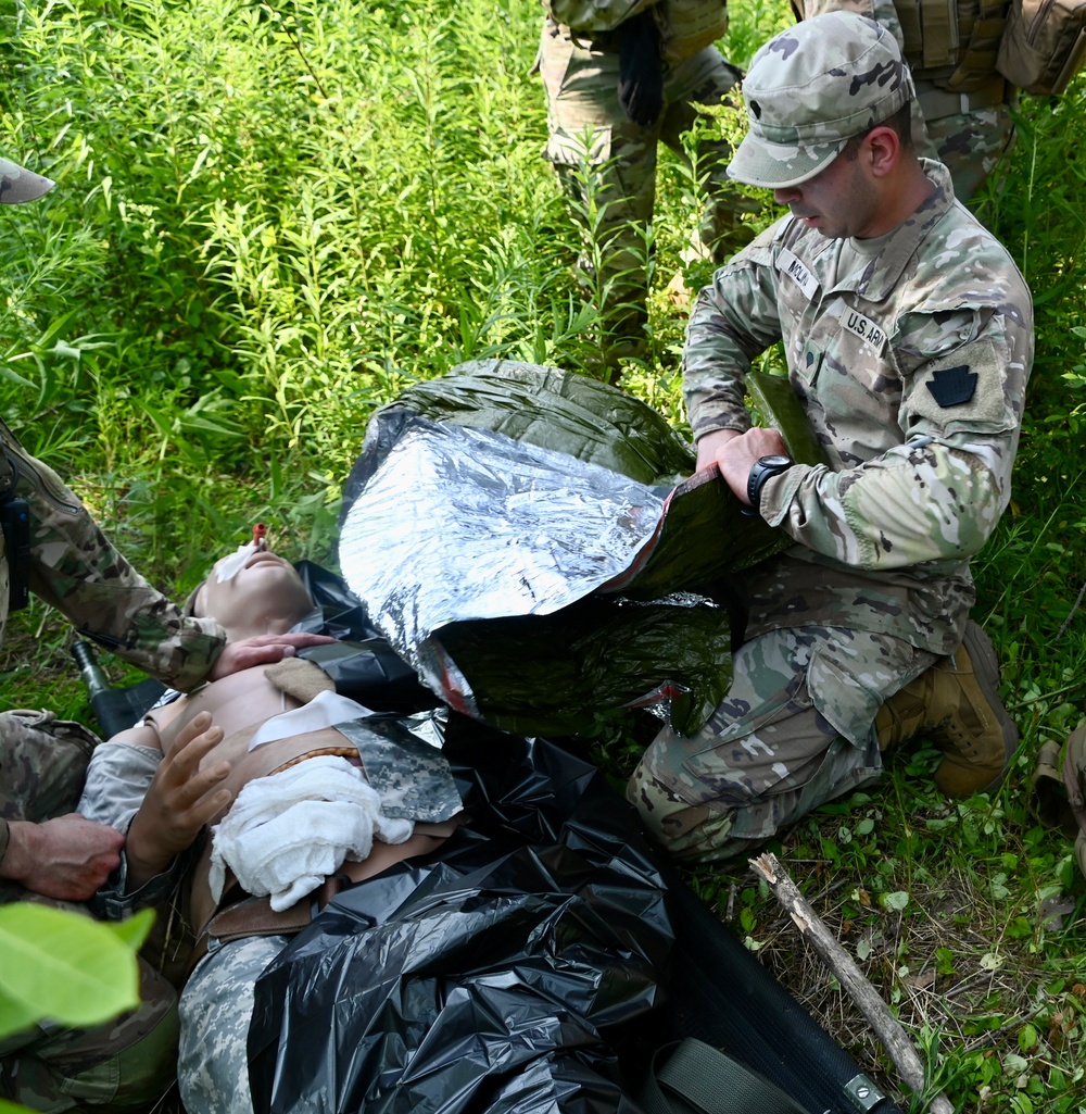 Army, Air medics train together during Operation Guardian Angel