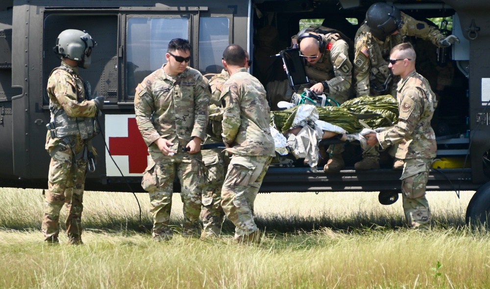 Army, Air medics train together during Operation Guardian Angel