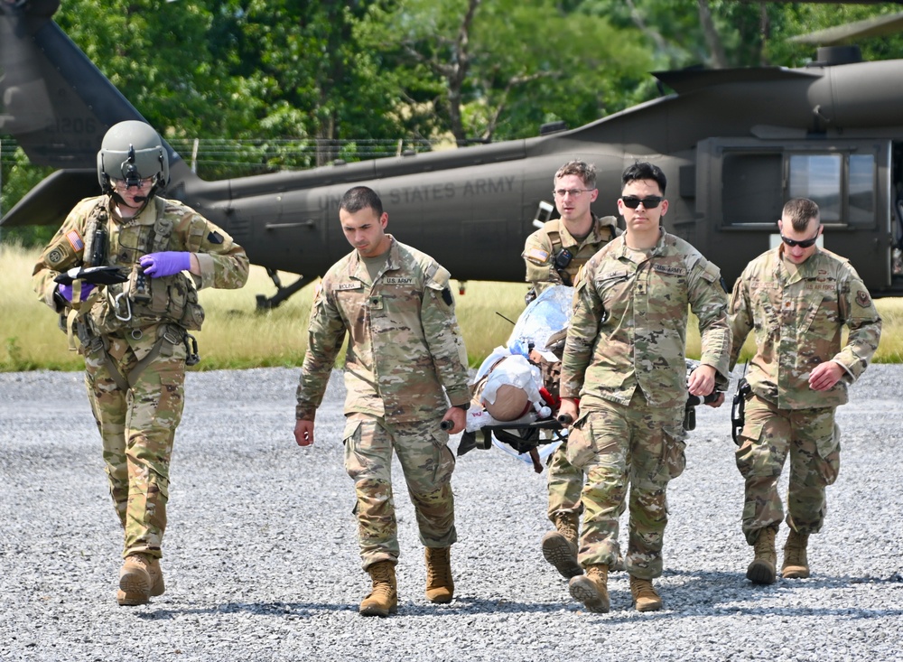 Army, Air medics train together during Operation Guardian Angel