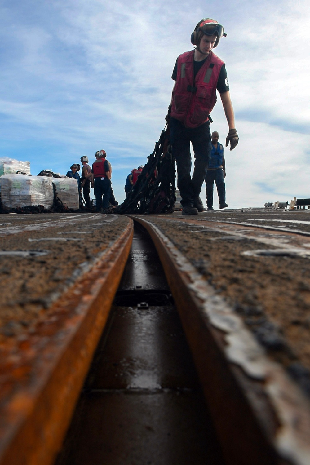 Halsey Conducts VERTREP