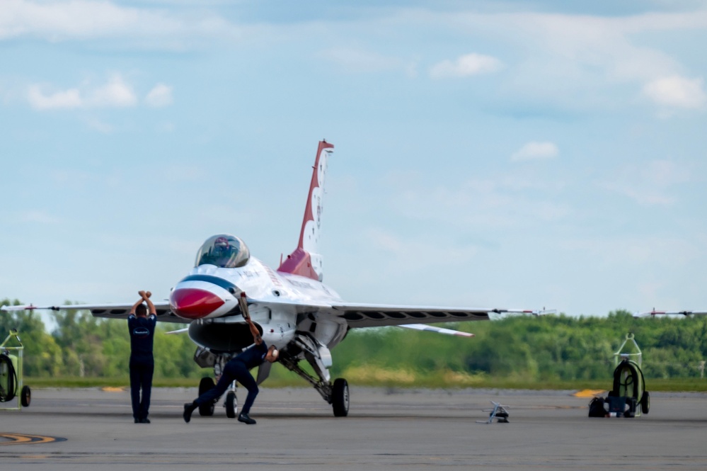 2024 Columbus Air Show heats up the skies