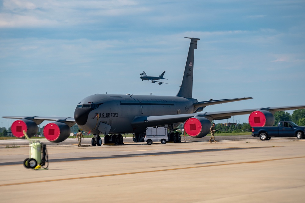 2024 Columbus Air Show heats up the skies