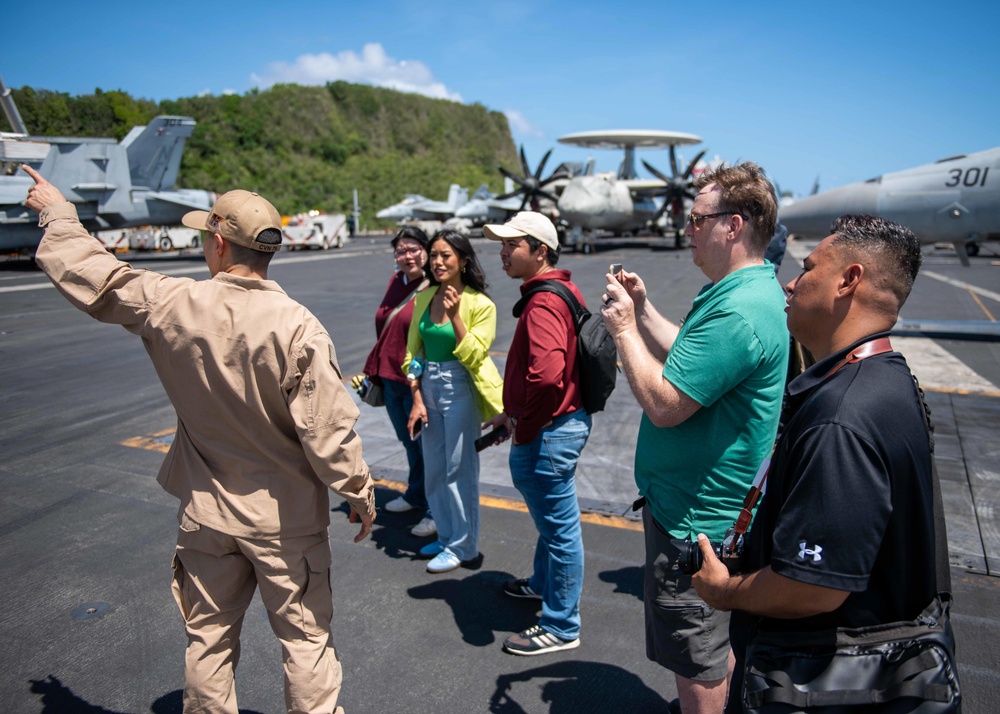 USS Ronald Reagan (CVN 76) arrives in Guam for scheduled port visit