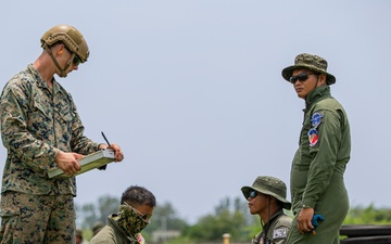 U.S.-Philippine bilateral airfield operations: MWSS-371 conducts FARP operations with Philippine Sailors at Laoag