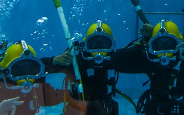 MDSU 2 trains Latvian Navy Divers during BALTOPS 24