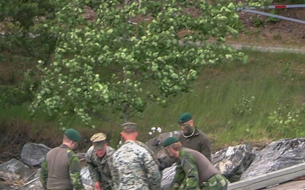 CLB-8 Performs Casualty Evacuations with Swedish Marines and Sailors