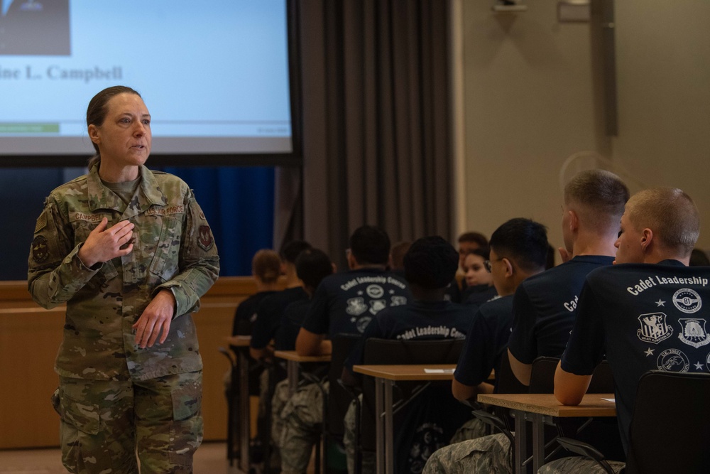 KMC Soldiers, Airmen teach in cadet leadership course