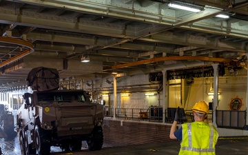 USS Carter Hall Participates in Ex Chesapeake