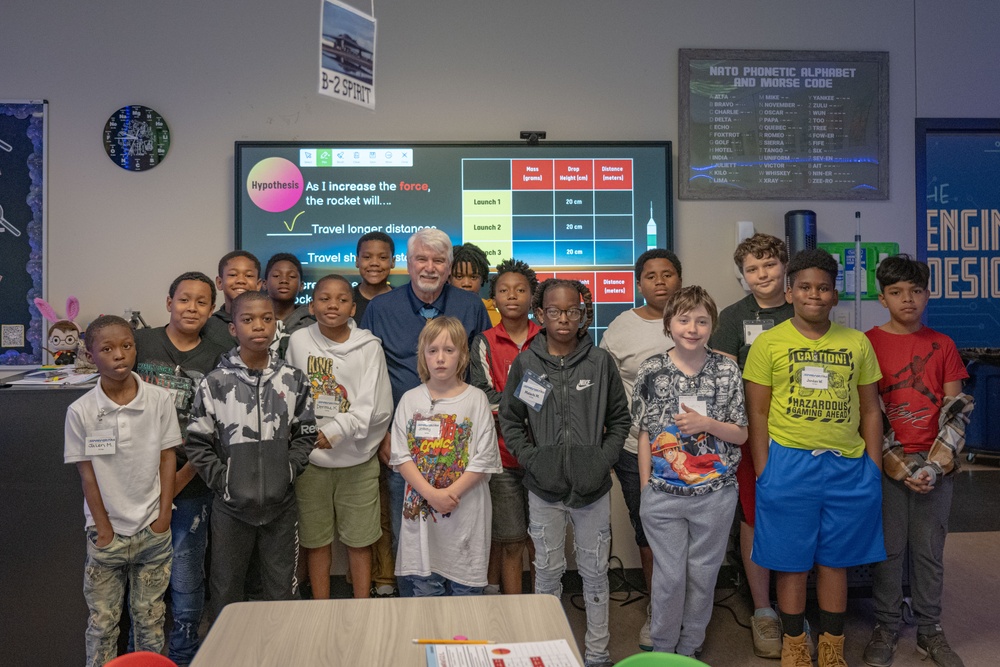 Medal of Honor recipient James McCloughan visits Little Rock AFB