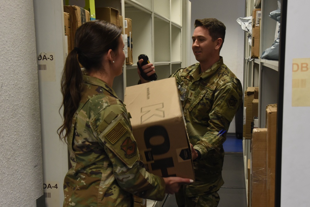 117th FSS works at Northside Post Office