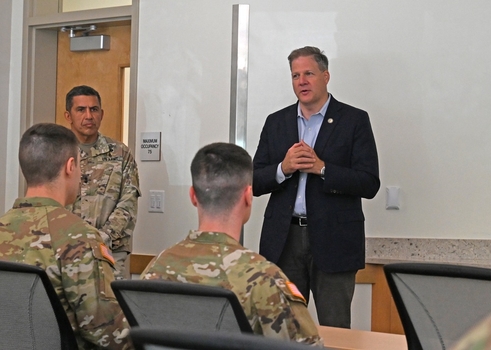 Gov. Chris Sununu welcomes home troops from Texas border mission