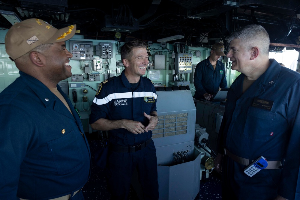 USS Carter Hall Participates in Ex Chesapeake