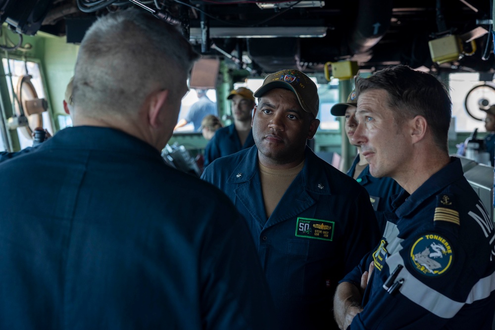 USS Carter Hall Participates in Ex Chesapeake