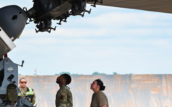 2nd Bomb Wing’s Bayou Warrior Exercise Tests Combat Readiness
