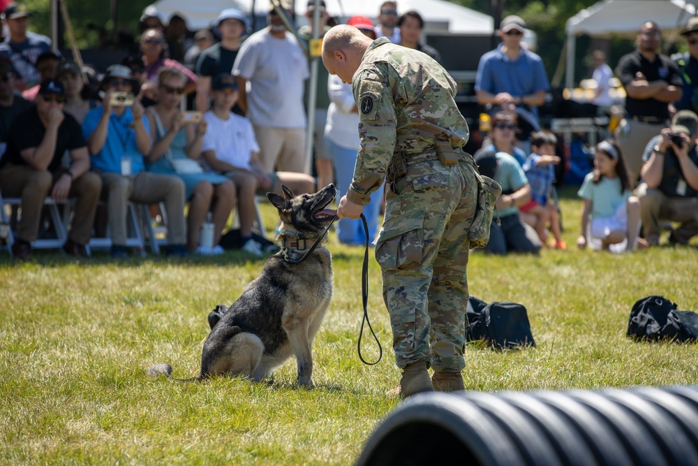 947th Military Police Detachment does a demo for the Army’s 249th Birthday