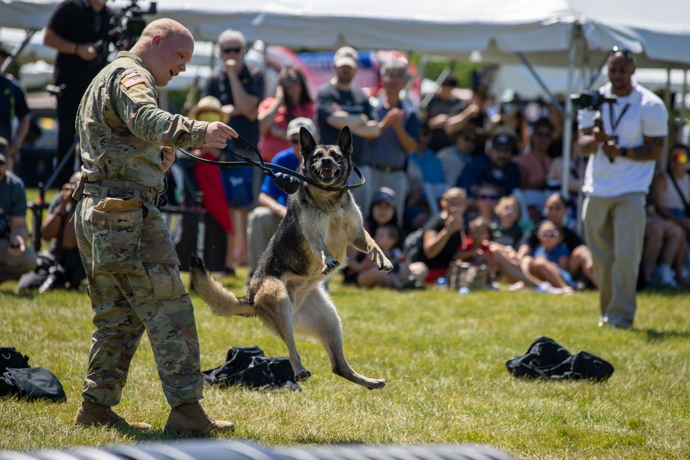 947th Military Police Detachment does a demo for the Army’s 249th Birthday