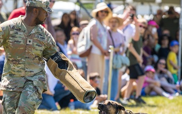 947th Military Police Detachment does a demo for the Army’s 249th Birthday