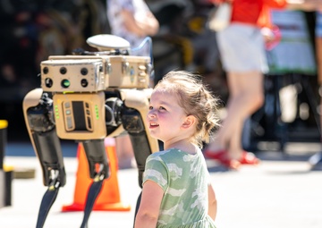 DEVCOM’s robot dog makes an appearance at Army’s 249th birthday