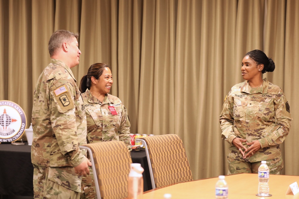 Ninth Command Chief Warrant Officer of the U.S. Army Reserve Command visits HRC