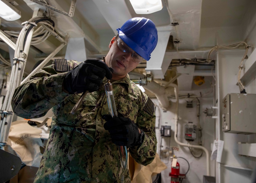 Makin Island Shorting Probe Maintenance