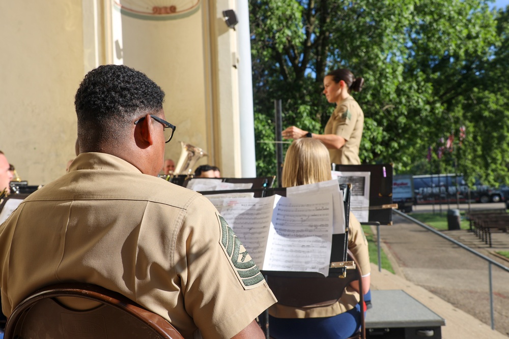 Marine Forces Reserve Band performs at Winona Steamboat Days